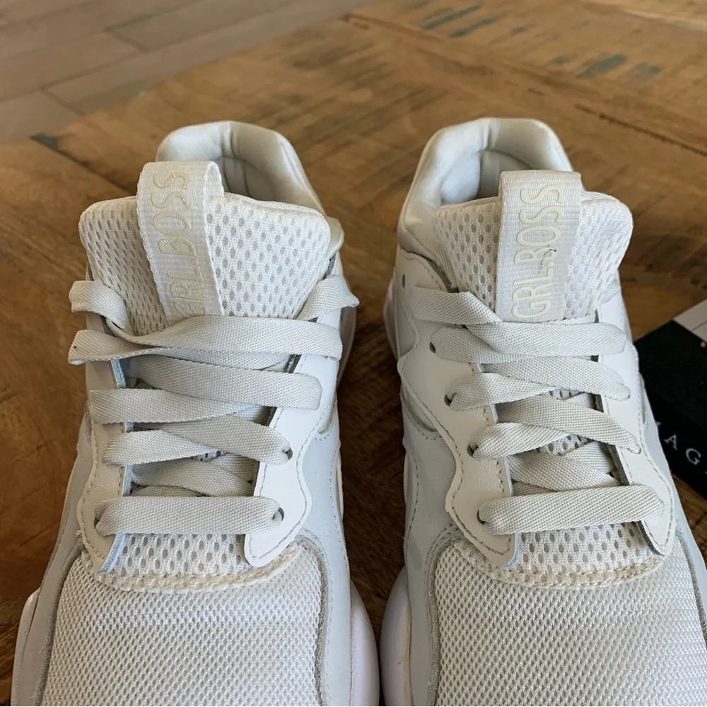 Puma Nova GRL BOSS Women’s Sneakers Size 8 Color Marshmallow
